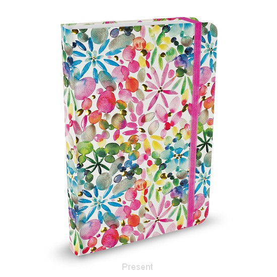 Beschrijving
Mooi notitieboek van Peter Pauper. Dit gebonden boekje, bevat 160 licht belijnde pagina's, goed beschrijfbaar papier. Compact formaat: ca 13×18 cm.