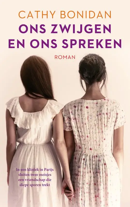 'Ons zwijgen en ons spreken' van Cathy Bonidan is een prijswinnende literaire roman die een fascinerende inkijk geeft in hoe in de vorige eeuw in de psychiatrie met kinderen werd omgegaan.
Ons zwijgen en ons spreken van Cathy Bonidan is een prijswinnende literaire roman die een fascinerende inkijk geeft in de manier waarop in de vorige eeuw in de psychiatrie met kinderen werd omgegaan.

Annes oom is directeur van een psychiatrische inrichting in Parijs. Anne raakt er bevriend met Beatrice, opgenomen wegens anorexia. Samen bekommeren ze zich om kleine Chiel, die vanwege zijn onaangepaste gedrag 'de idioot' genoemd wordt. Maar ze ontdekken dat er een manier is om contact met hem te krijgen.

Jaren later ontdekt een psychologiestudent het dagboek van Beatrice. Waarom stopt Beatrice' dagboek abrupt als ze veertien is? Waarom was Anne in de kliniek? En wat is er met Chiel gebeurd?
